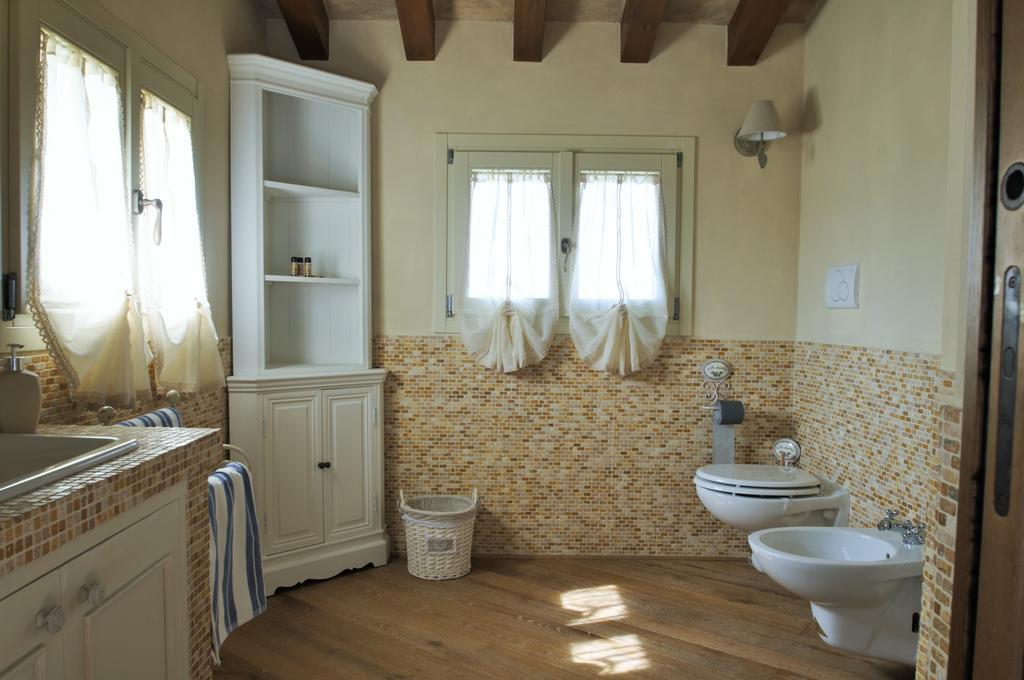 La Vedetta Bed And Breakfast Castelvetro di Modena Rom bilde
